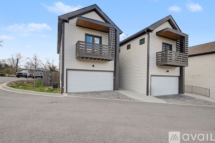 206 Ben Allen Road, Unit 4 3 Beds Single Family Home for Rent - Photo gallery 1