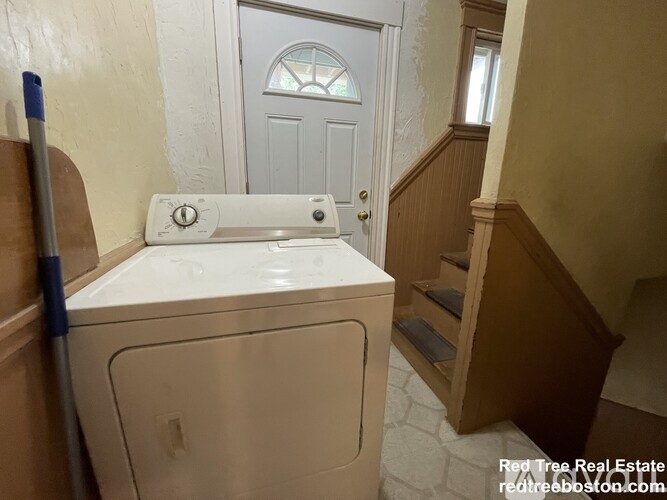 62 Union Ave 2 Beds Apartment for Rent - Photo gallery 3