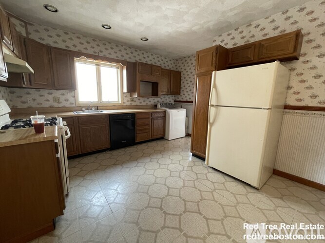 62 Union Ave 2 Beds Apartment for Rent - Photo gallery 4