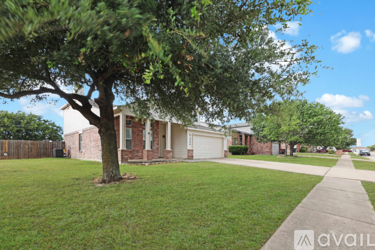4000 Bull Run Dr 5 Beds Single Family Home for Rent - Photo gallery 3