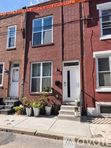 2224 Greenwich Street 3 Beds Apartment for Rent