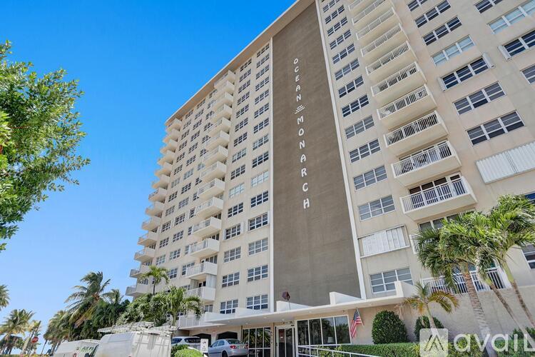 133 N Pompano Beach Blvd 2 Beds Condo for Rent - Photo gallery 1