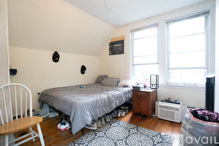 32 Gordon St 3 Beds Apartment for Rent - Photo gallery 3