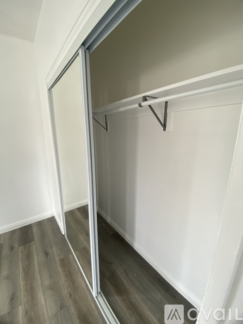 1586 W 29th St 1 Apartment for Rent - Photo gallery 1