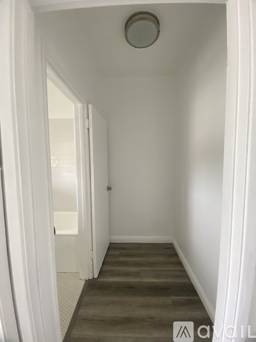 1586 W 29th St 1 Apartment for Rent - Photo gallery 3