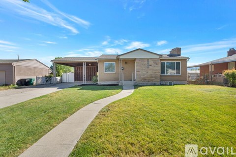 403 E Saunders Street 3 Beds Apartment for Rent