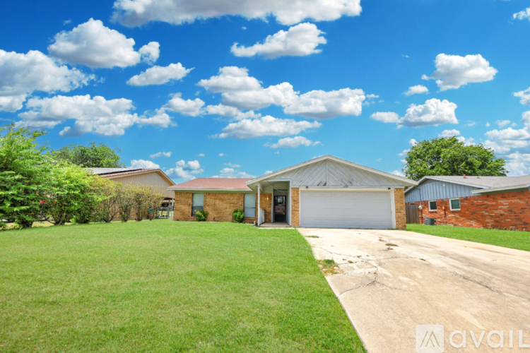 1709 Moonlight Dr 3 Beds Single Family Home for Rent - Photo gallery 1