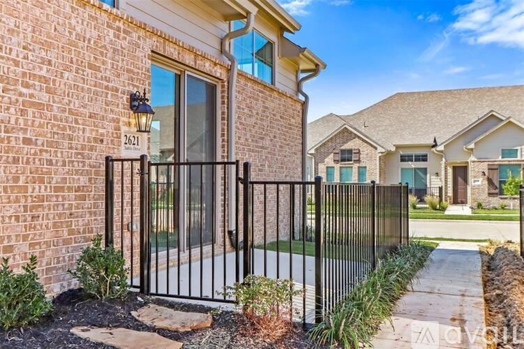 2621 Chablis Drive 2 Beds Townhouse for Rent - Photo gallery 2