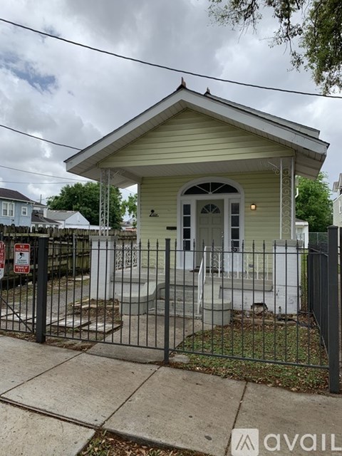 2124 Louisiana Avenue 3 Beds Apartment for Rent