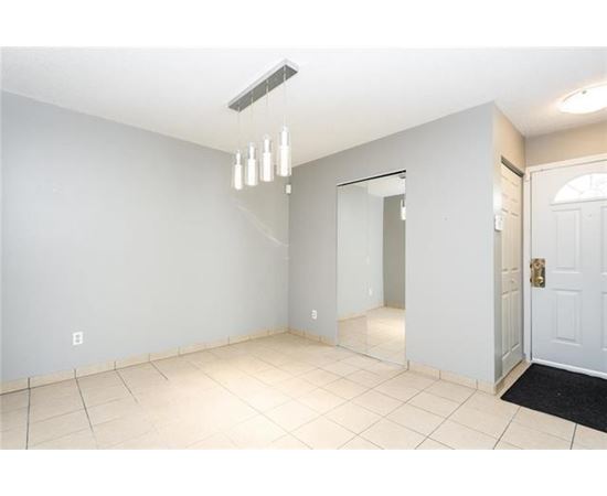 1 466 Kenaston Boulevard 2 Beds Home, Townhouse for Rent - Photo gallery 4