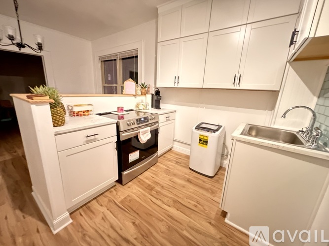 106 Main Street West 2 Beds Apartment for Rent - Photo gallery 3