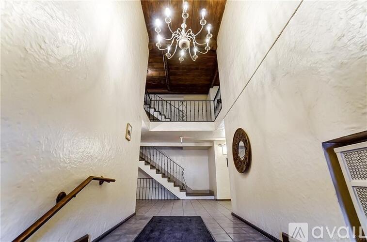 1211 Far Hills Ave 1 Single Family Home for Rent - Photo gallery 5