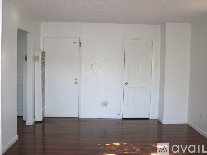 2750 Argyll Ave 1 Apartment for Rent - Photo gallery 3