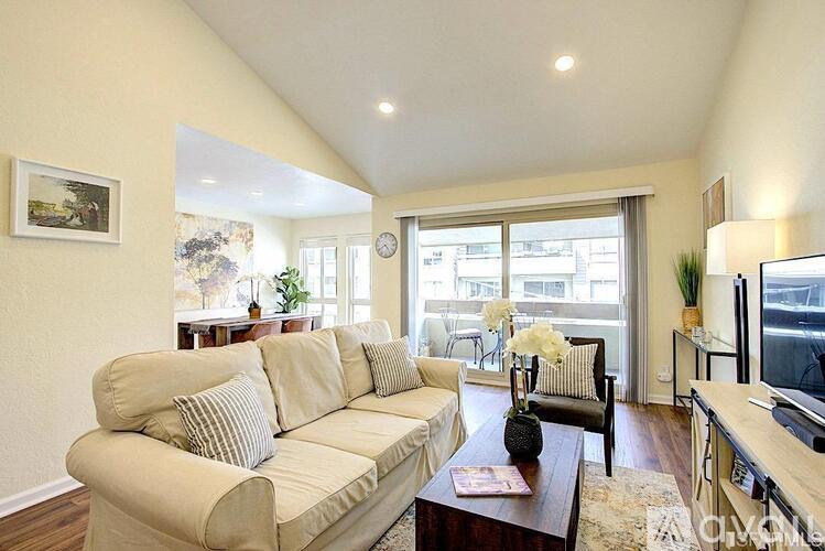 55 Fairmount Avenue 2 Beds Condo for Rent - Photo gallery 1