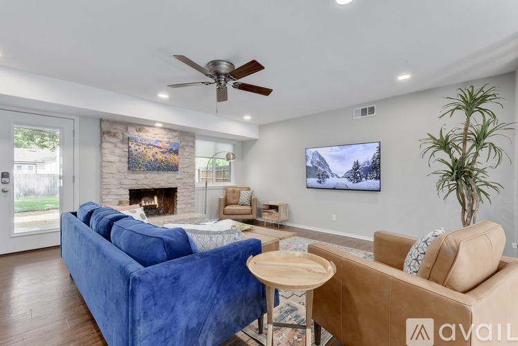 7902 Keneshaw Drive 3 Beds Single Family Home for Rent - Photo gallery 4