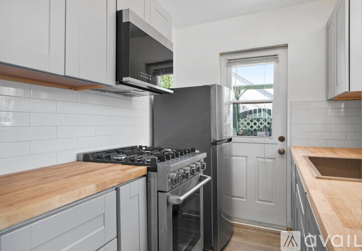 420 Thalia St 1 Single Family Home for Rent - Photo gallery 5