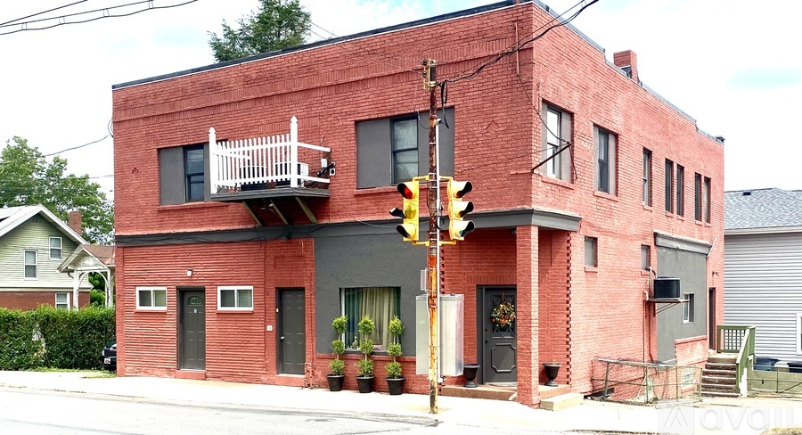 1447 State Avenue 2 Beds Apartment for Rent - Photo gallery 1