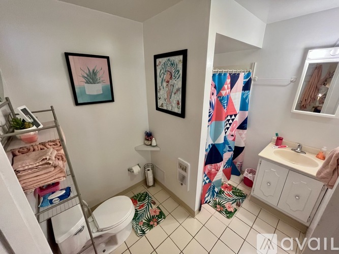1447 State Avenue 2 Beds Apartment for Rent - Photo gallery 4
