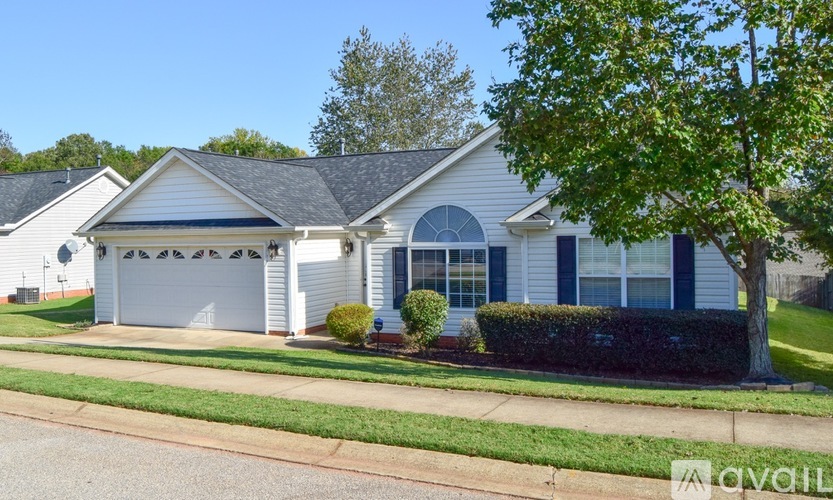 18 Olivine Way 3 Beds Single Family Home for Rent - Photo gallery 2