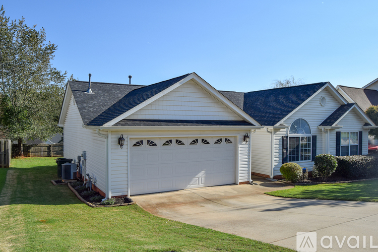 18 Olivine Way 3 Beds Single Family Home for Rent - Photo gallery 3