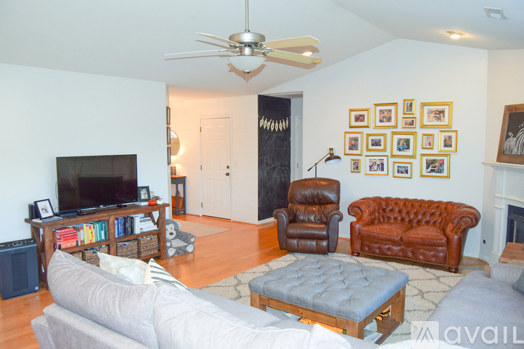 18 Olivine Way 3 Beds Single Family Home for Rent - Photo gallery 5