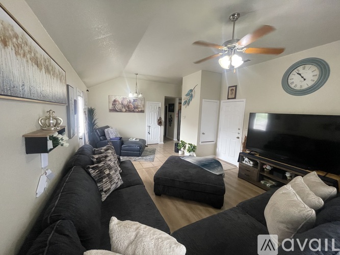 1900 Elms Run Court 3 Beds Condo for Rent - Photo gallery 3