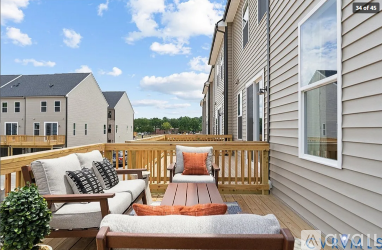 9427 Alquist St 3 Beds Townhouse for Rent - Photo gallery 3