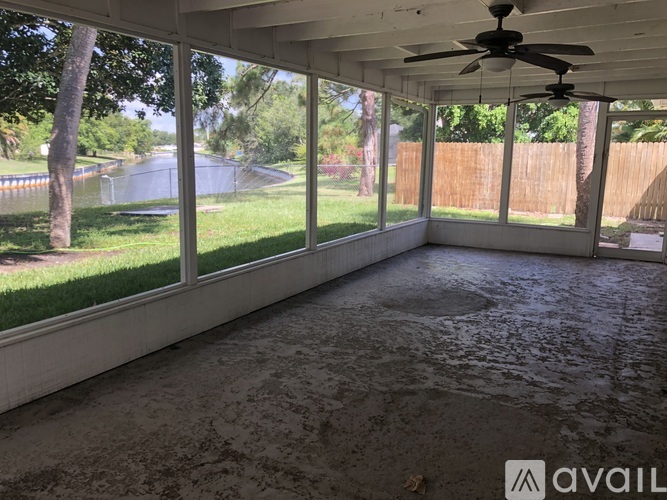 531 Wimbrow Drive 3 Beds Single Family Home for Rent - Photo gallery 2