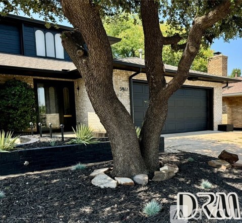 5911 N Ross Ave 3 Beds Apartment for Rent
