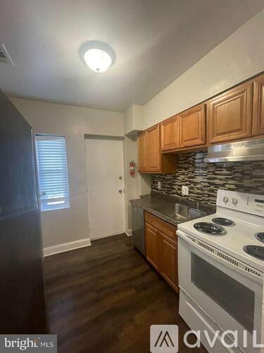 2830 R Street Southeast 3 Beds Condo for Rent - Photo gallery 2