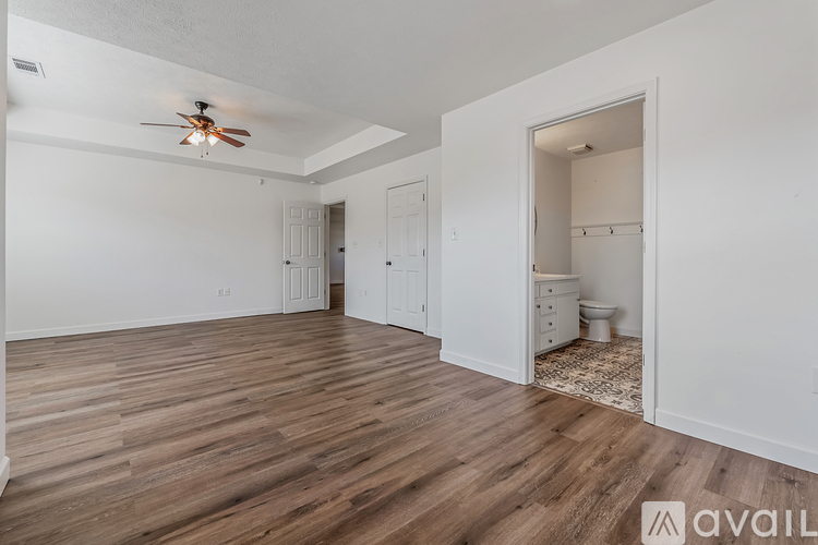 2213 Caleb Drive 3 Beds Single Family Home for Rent - Photo gallery 2
