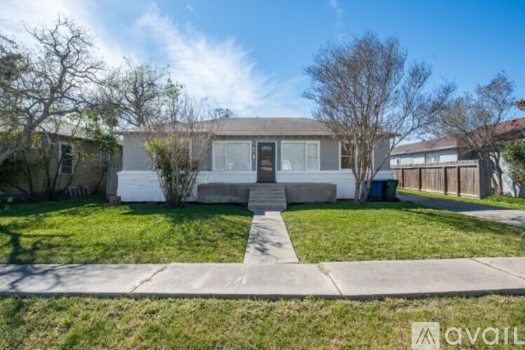 3223 Topeka St 3 Beds Single Family Home for Rent - Photo gallery 1