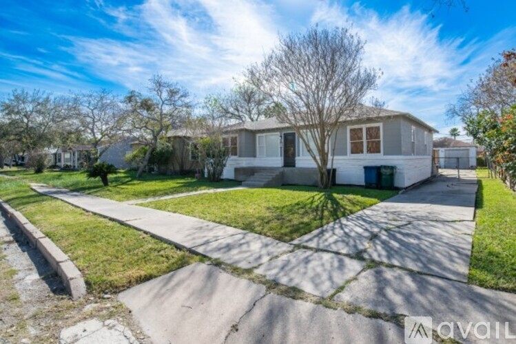 3223 Topeka St 3 Beds Single Family Home for Rent - Photo gallery 2