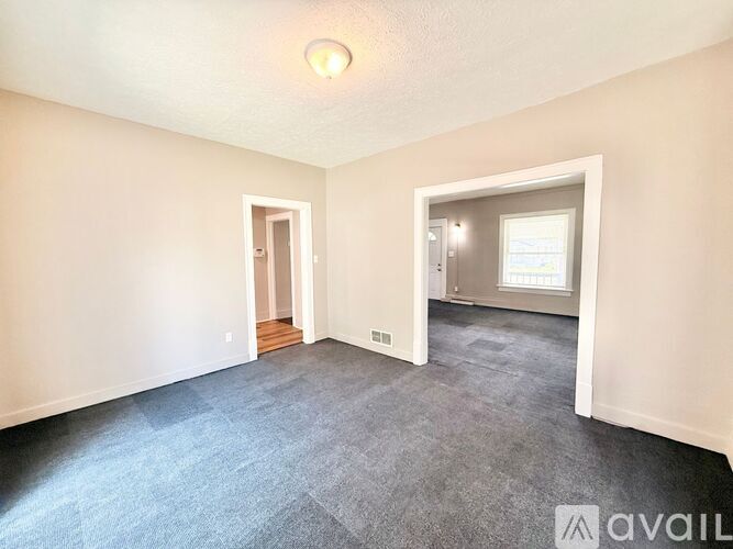 2202 Brownlee Ave NE 3 Beds Single Family Home for Rent - Photo gallery 3