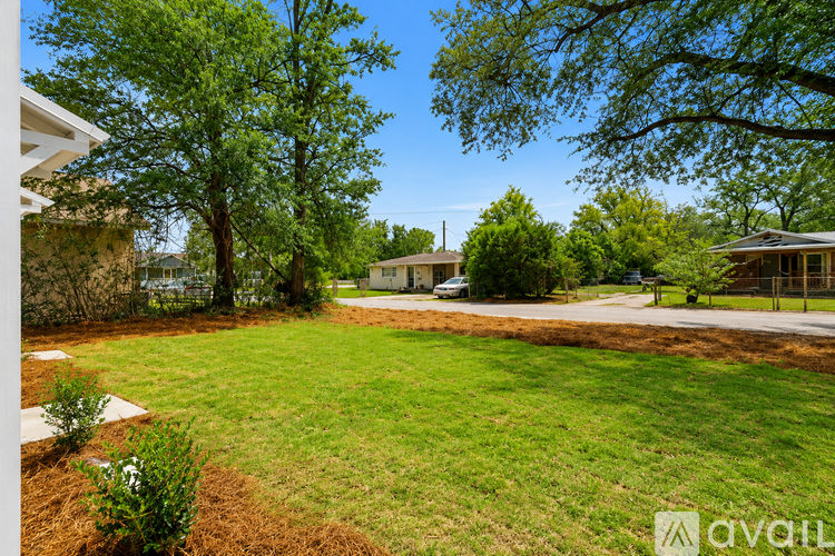 812 Maple Avenue 1 Townhouse for Rent - Photo gallery 5