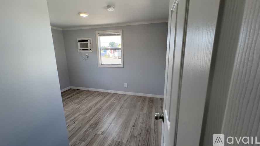 2201 South U.S. Highway 41 2 Beds Single Family Home for Rent - Photo gallery 2