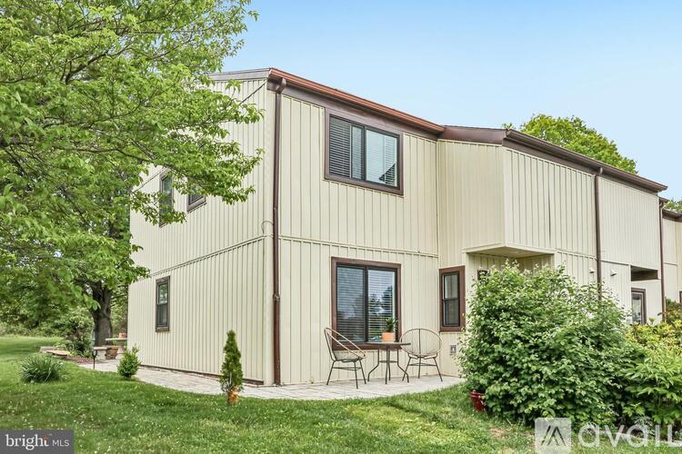 33 Hastings Ct 3 Beds Apartment for Rent - Photo gallery 1