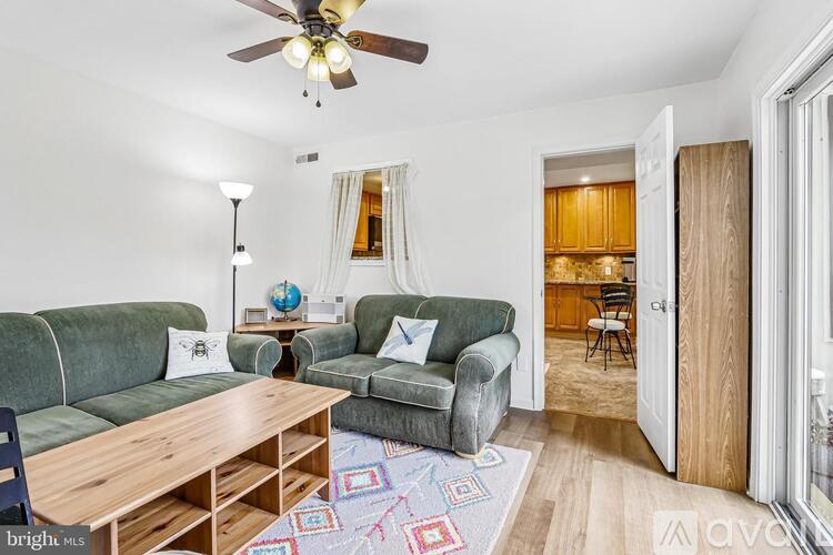 33 Hastings Ct 3 Beds Apartment for Rent - Photo gallery 5