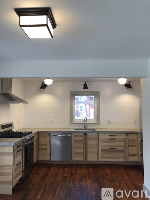 34 Garden St 3 Beds Single Family Home for Rent - Photo gallery 3