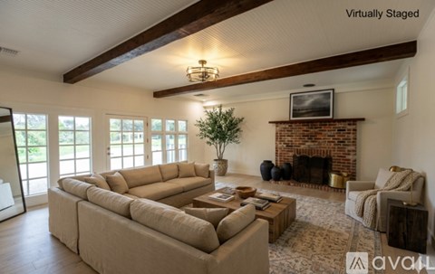 384 Crazy Horse Canyon Road 4 Beds Apartment for Rent