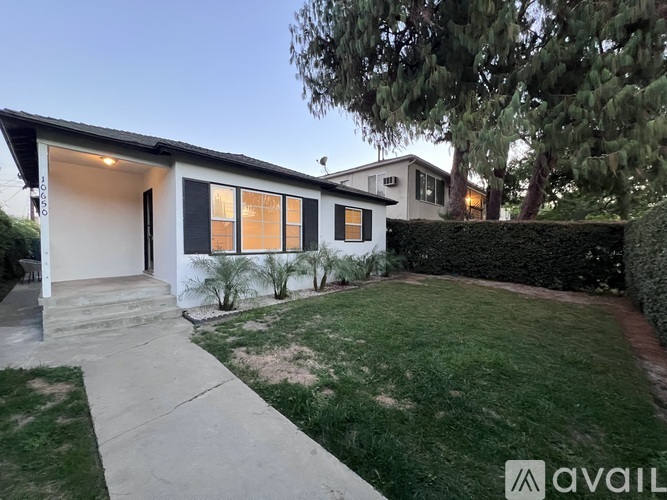 10650 Camarillo St 2 Beds Single Family Home for Rent - Photo gallery 1