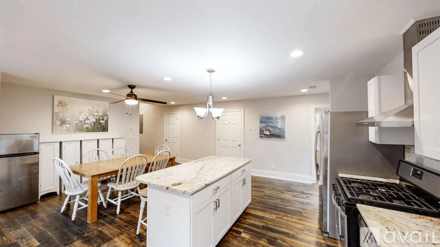 963 Moreland Ave SE 1 Apartment for Rent - Photo gallery 1