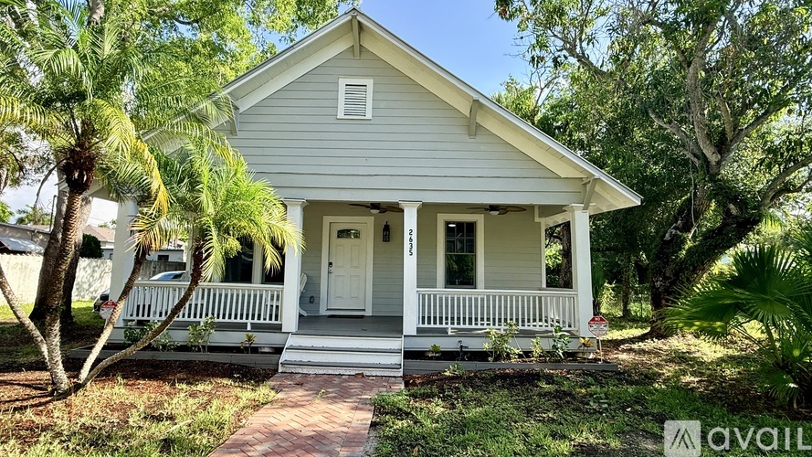 2635 Michigan Avenue 3 Beds Single Family Home for Rent - Photo gallery 1