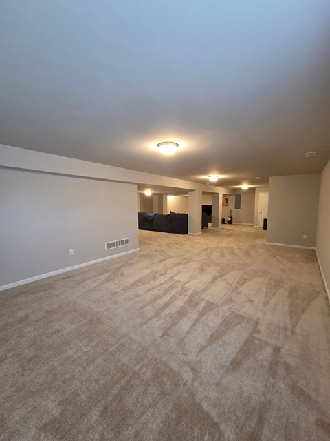 31 Wayleaf Dr 3 Beds Apartment for Rent