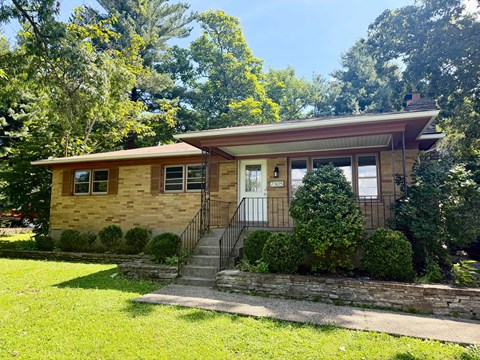 7305 Meadow Rd 3 Beds Apartment for Rent