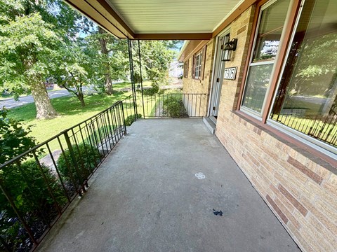 7305 Meadow Rd 3 Beds Apartment for Rent
