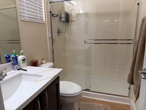 49 E Heritage Drive 4 Beds Apartment for Rent