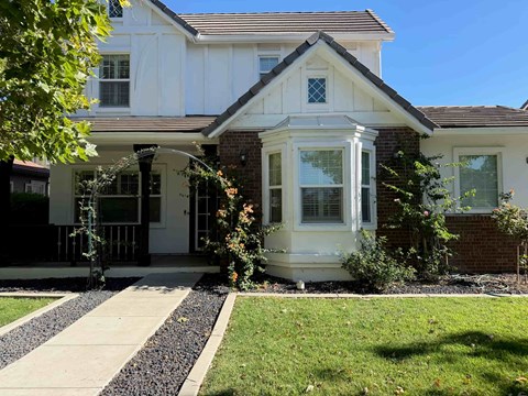 49 E Heritage Drive 4 Beds Apartment for Rent