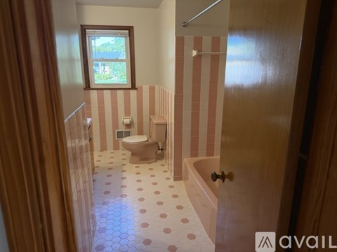 1221 Pascal Pl 3 Beds Apartment for Rent