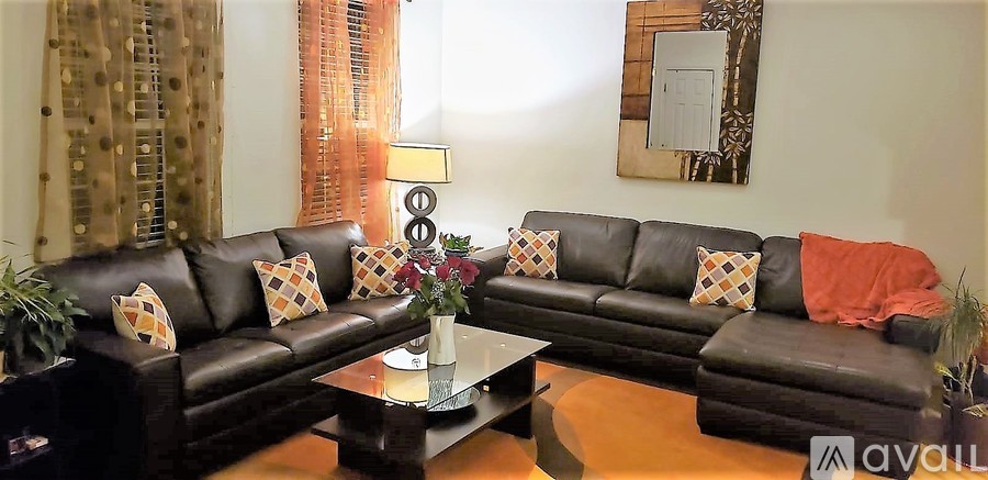4130 Leclair Court 3 Beds Townhouse for Rent - Photo gallery 2